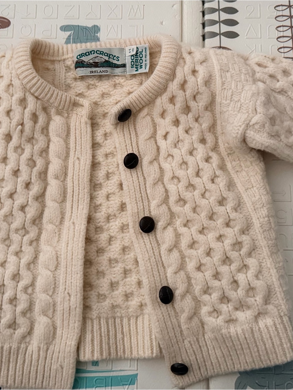 Aran Crafts Cream Merino Wool Sweater with Teal Label